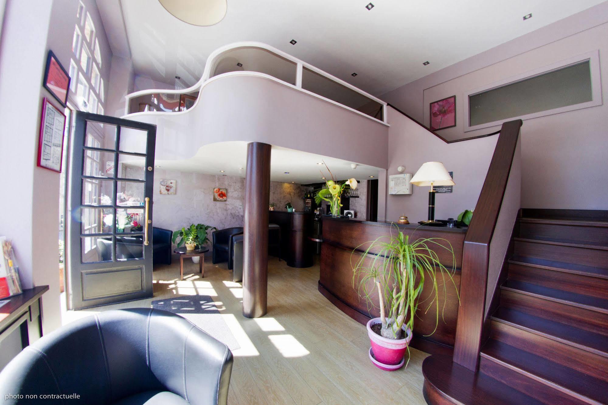 Hotel Logis Maison Vauban - St Malo 2*